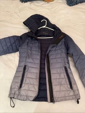 Pajar Women's Ombre Light-Weight Quilted Hooded Puffer - Blue/Gray